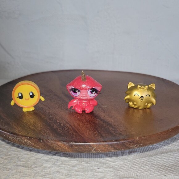Moshi Monsters Gold Purdy & a Poopsie Cutie Tooties Crabby - Picture 1 of 11